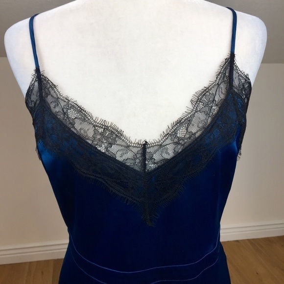 Bebe X Naven Lace Trim Blue Teal Satin Jumpsuit 10 - Picture 3 of 11